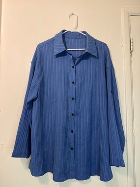 Cornflower Blue Plissé Ribbed Button-Down Tunic Top - Size 1XL